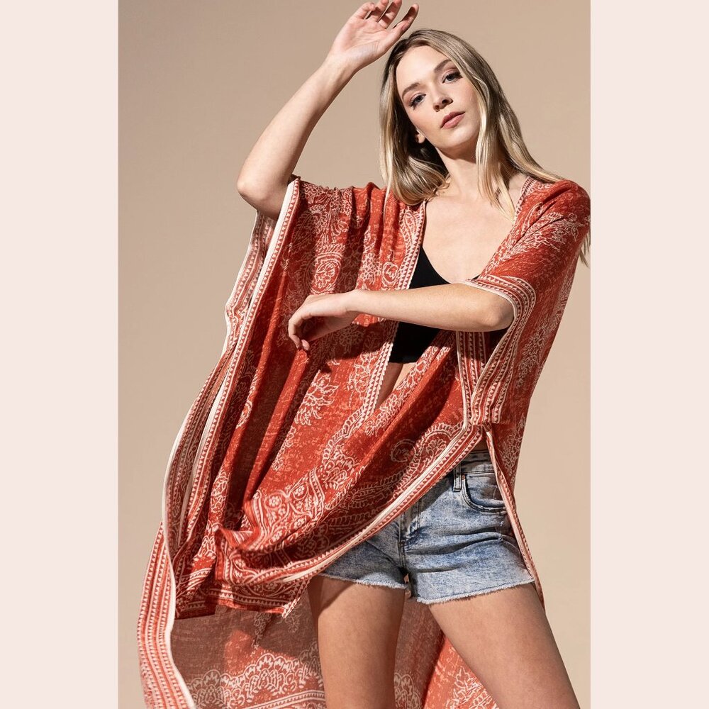 Isla Dreamy Damask & Paisley Kimono